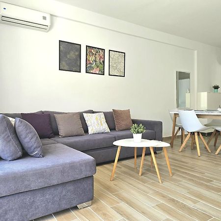Brand New Apartments ซารานเดอ ภายนอก รูปภาพ