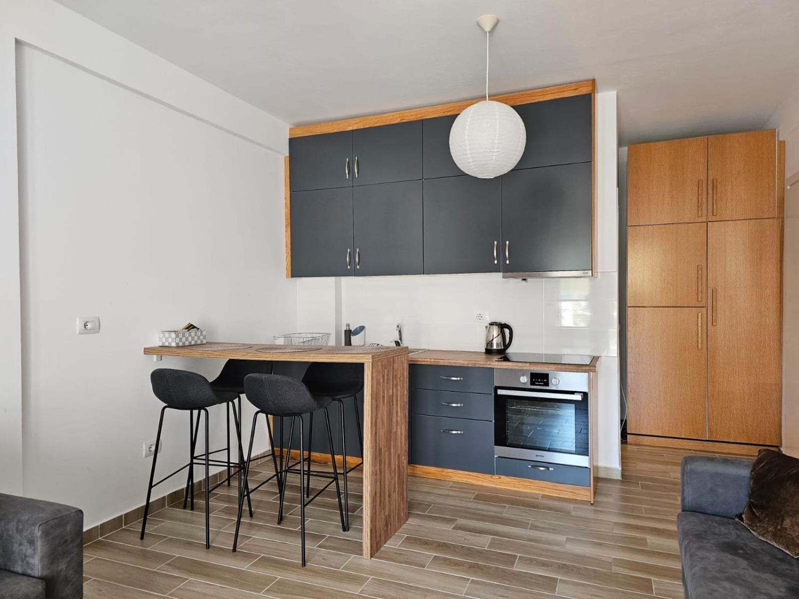 Brand New Apartments ซารานเดอ ภายนอก รูปภาพ