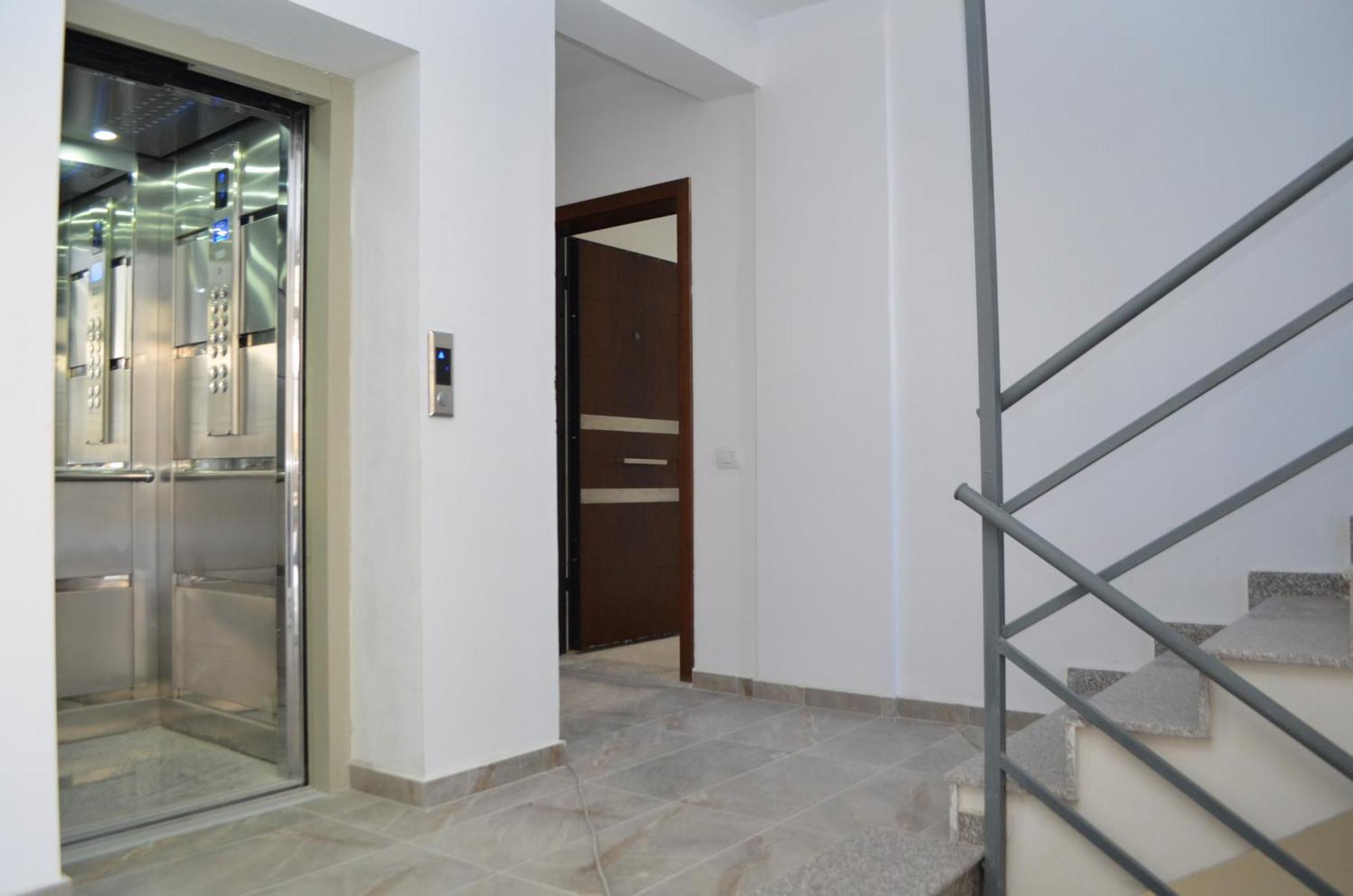 Brand New Apartments ซารานเดอ ภายนอก รูปภาพ